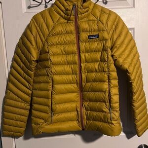 Patagonia Women's Mustard Puffer Jacket